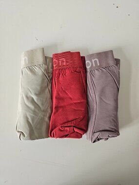 NIB LULULEMON Beige Red Rose Soft Stretch Active Boxer Brief 7" 3-Pack Small